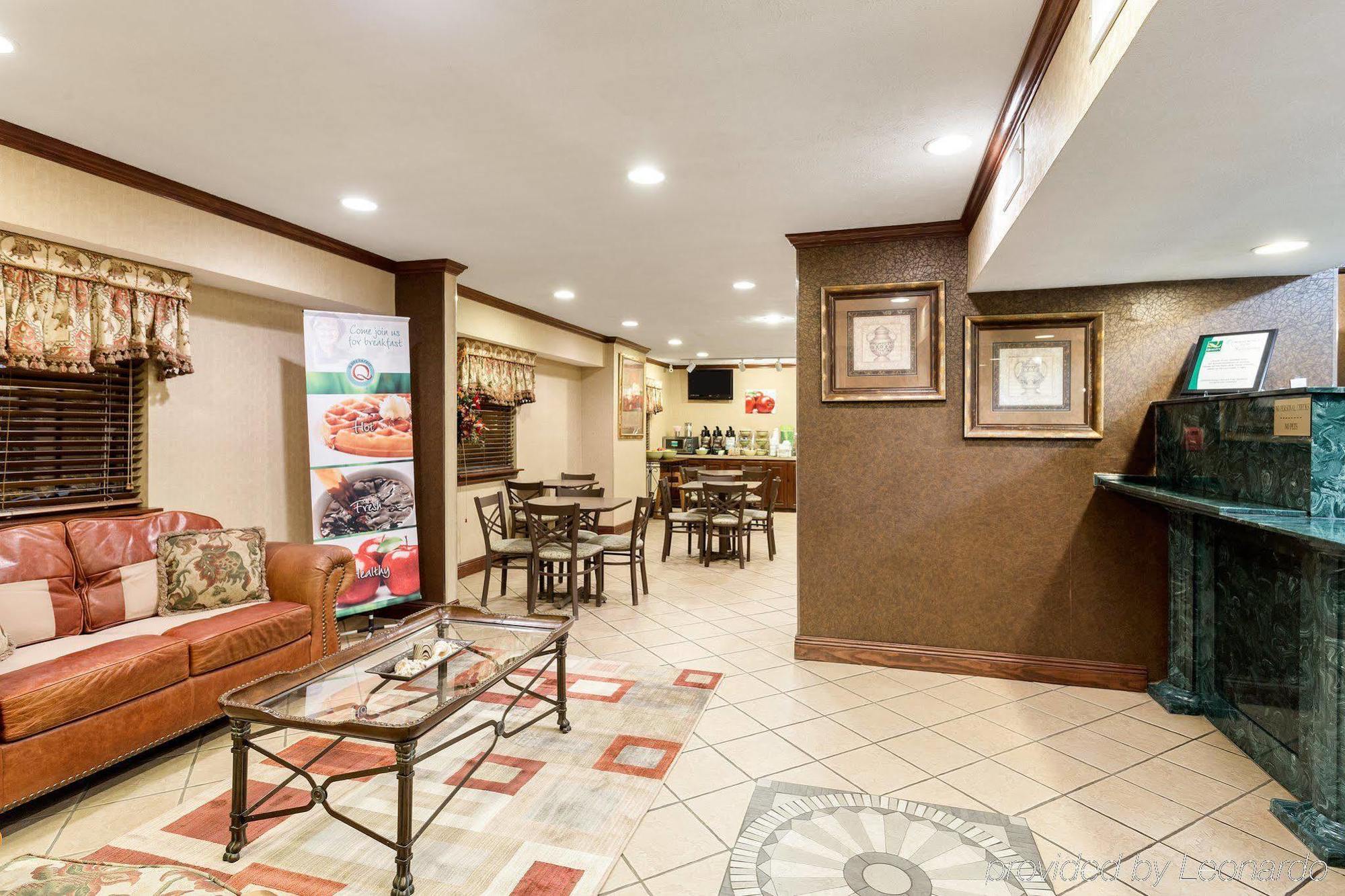 מק'קומב Quality Inn מראה חיצוני תמונה